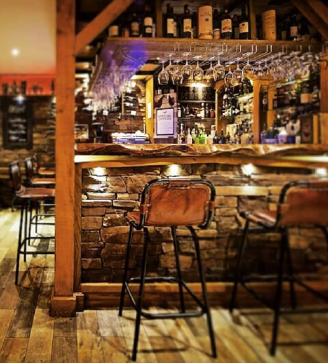 The Olive Branch Alwoodley Bar