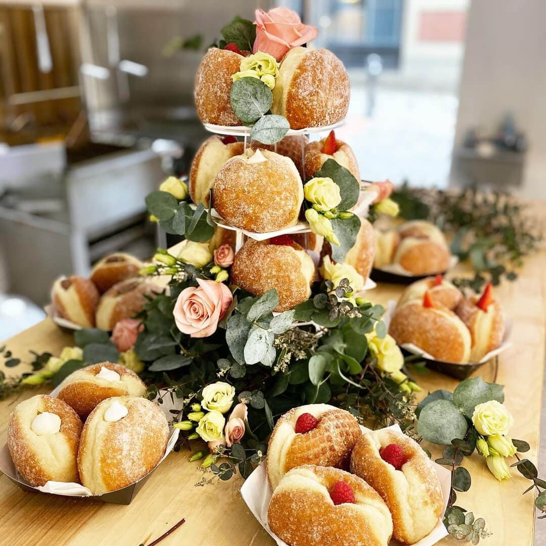 Doh'hut wedding donuts