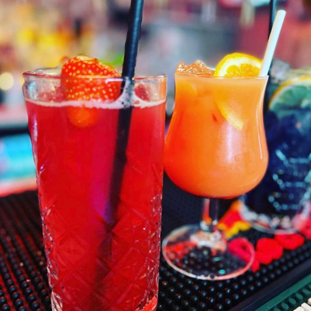 Eighteen90 cocktails
