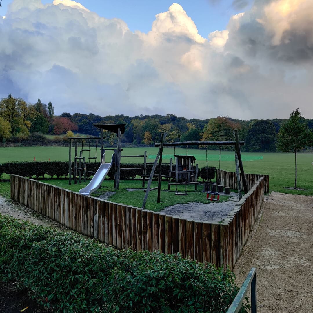 Calverley Lane Park Entrance
