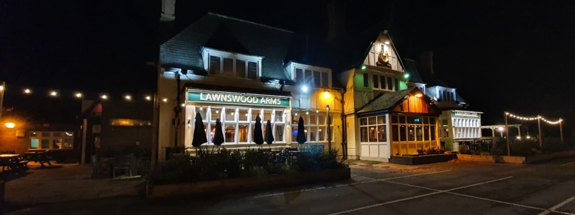 The Lawnswood Arms Pub
