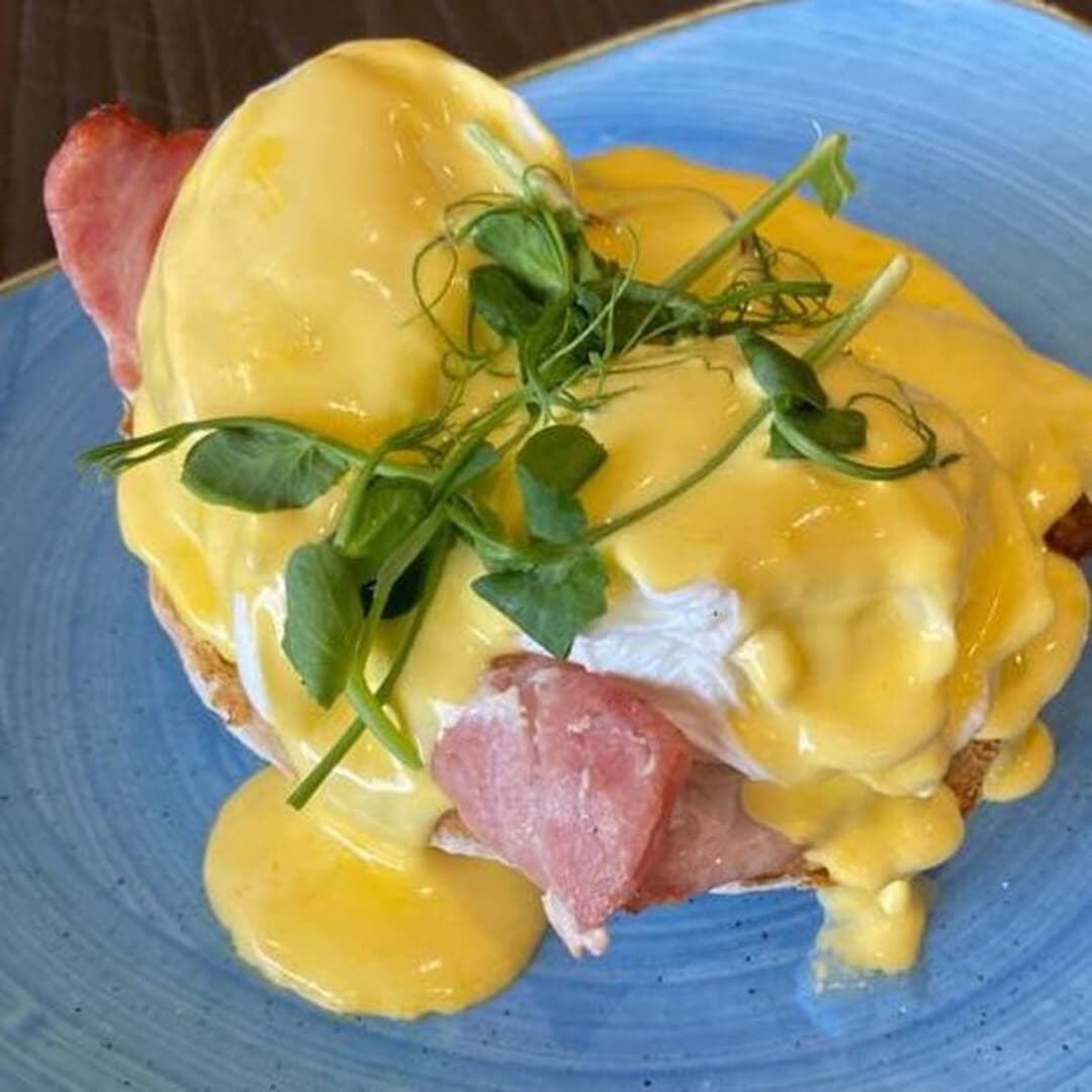 Beulah Bistro eggs benedict