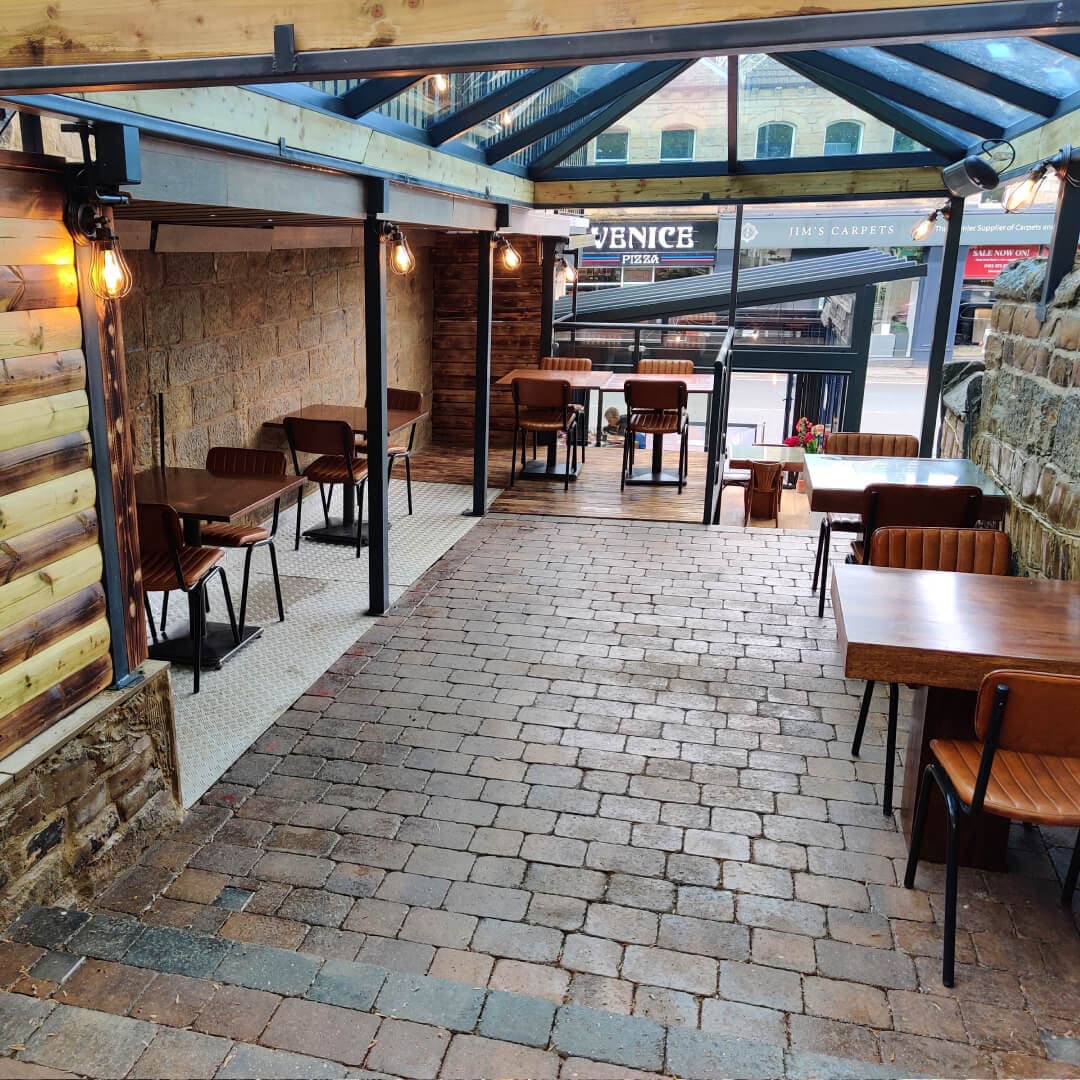 Gallery41 outside seating