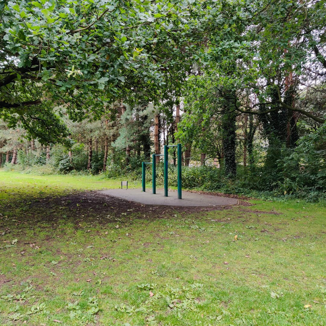Horsforth Hall Park outside exercise