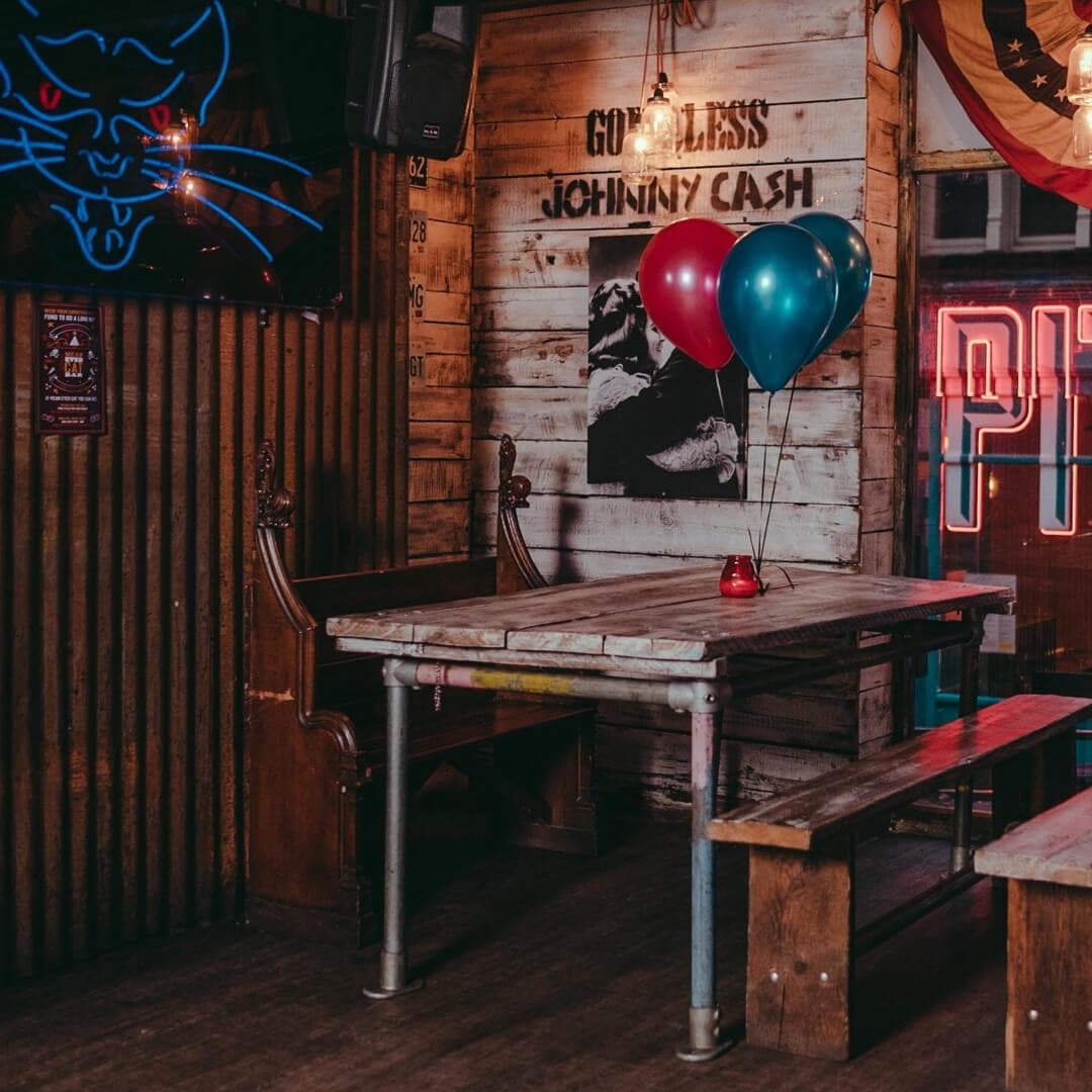 Mean-Eyed Cat Bar Seating