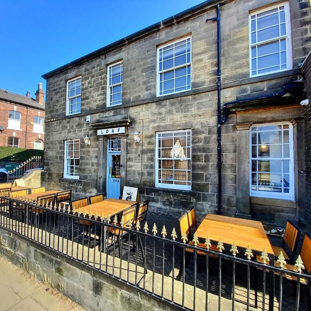 Loaf Headingley - Outside seating