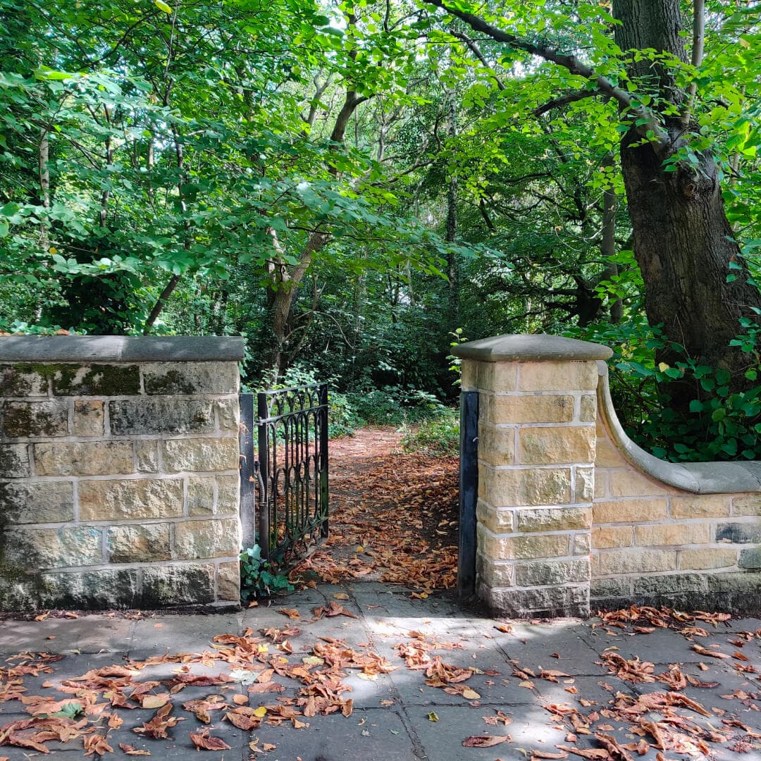 Dagmar Wood entrance