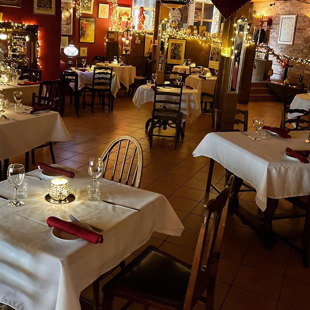 Kendells Bistro inside dining french