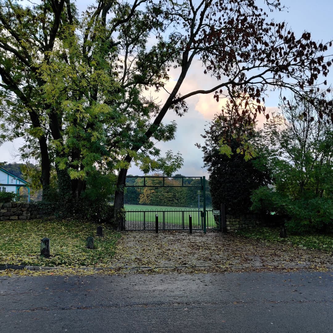 Calverley Lane Park Entrance