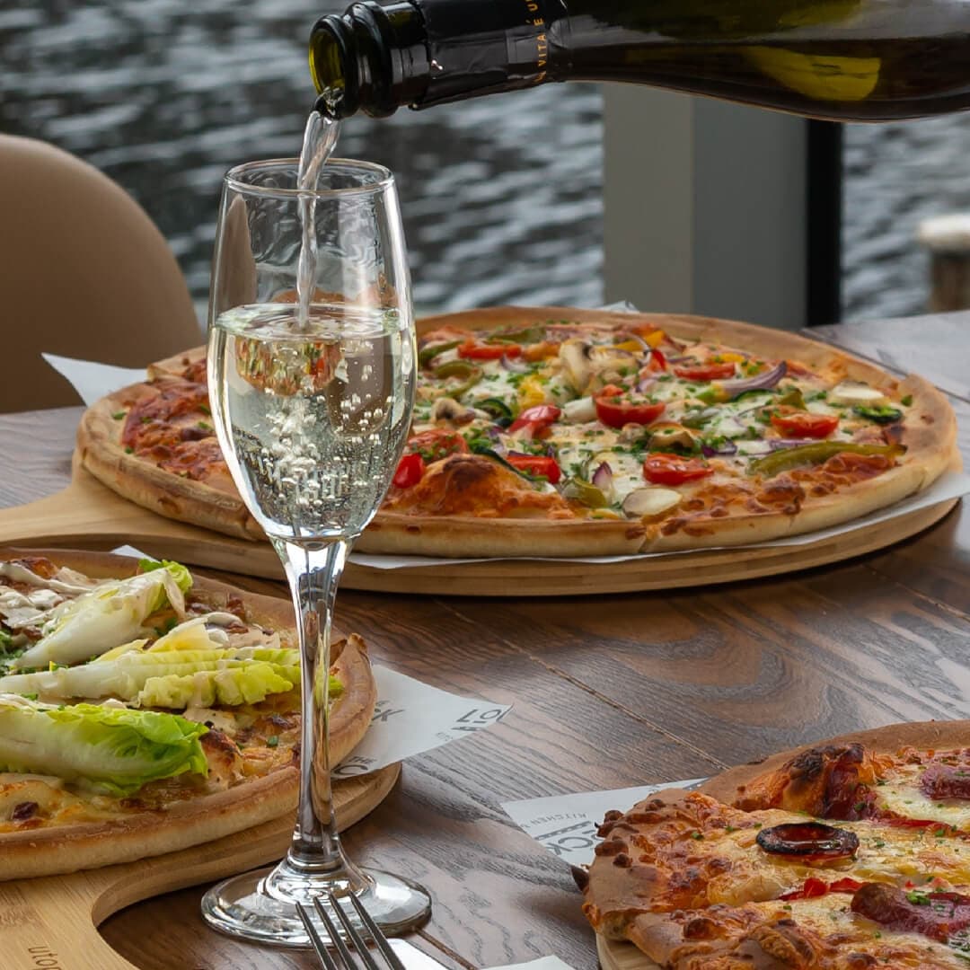 The Lock - Kitchen & Bar