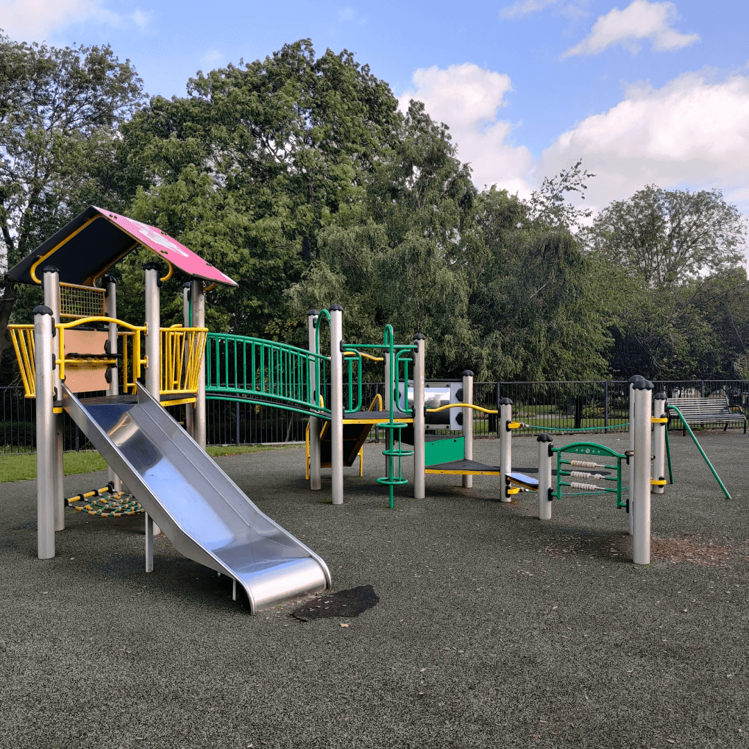 Scratcherd Park Playground