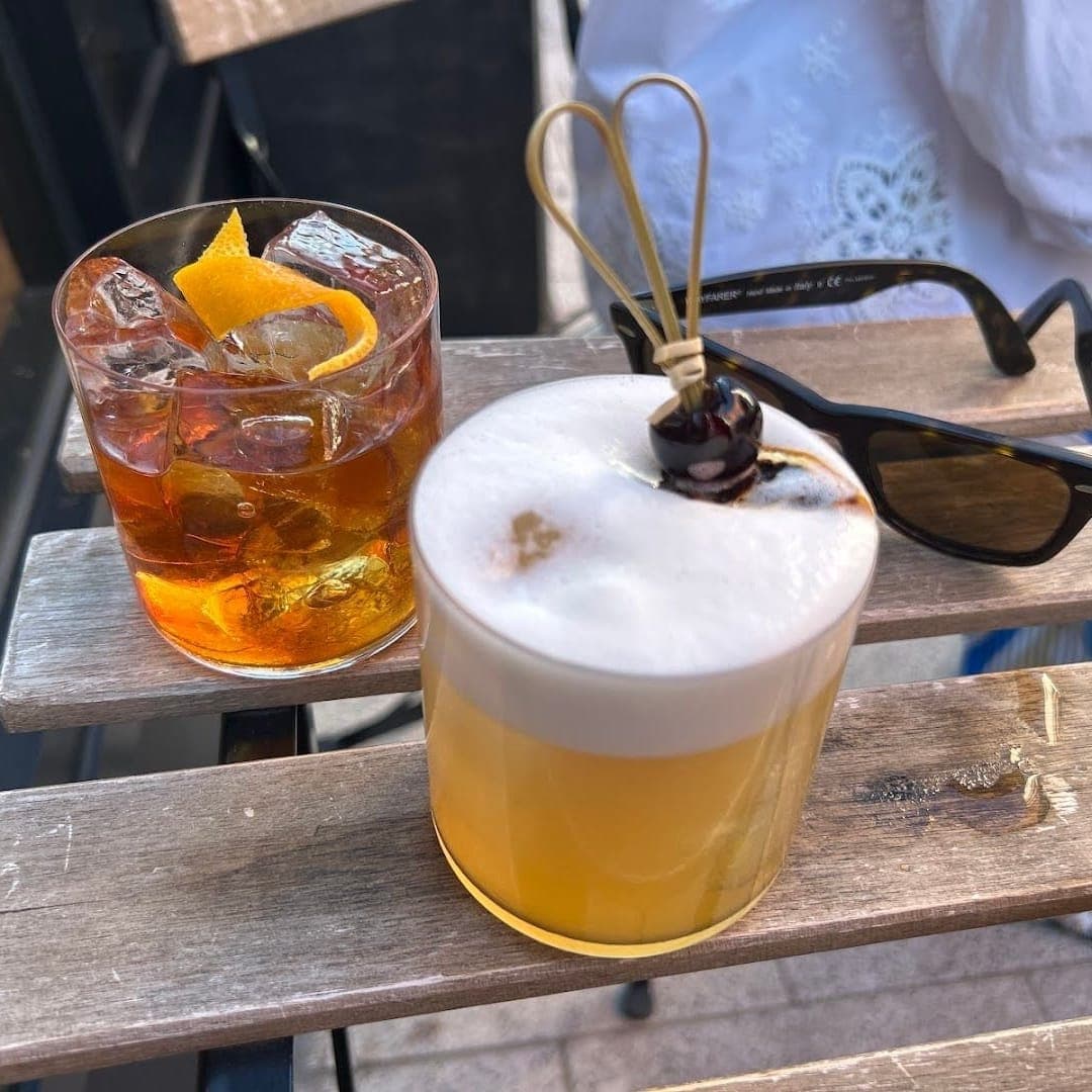 Tabula Rasa bar — cocktail bar setting