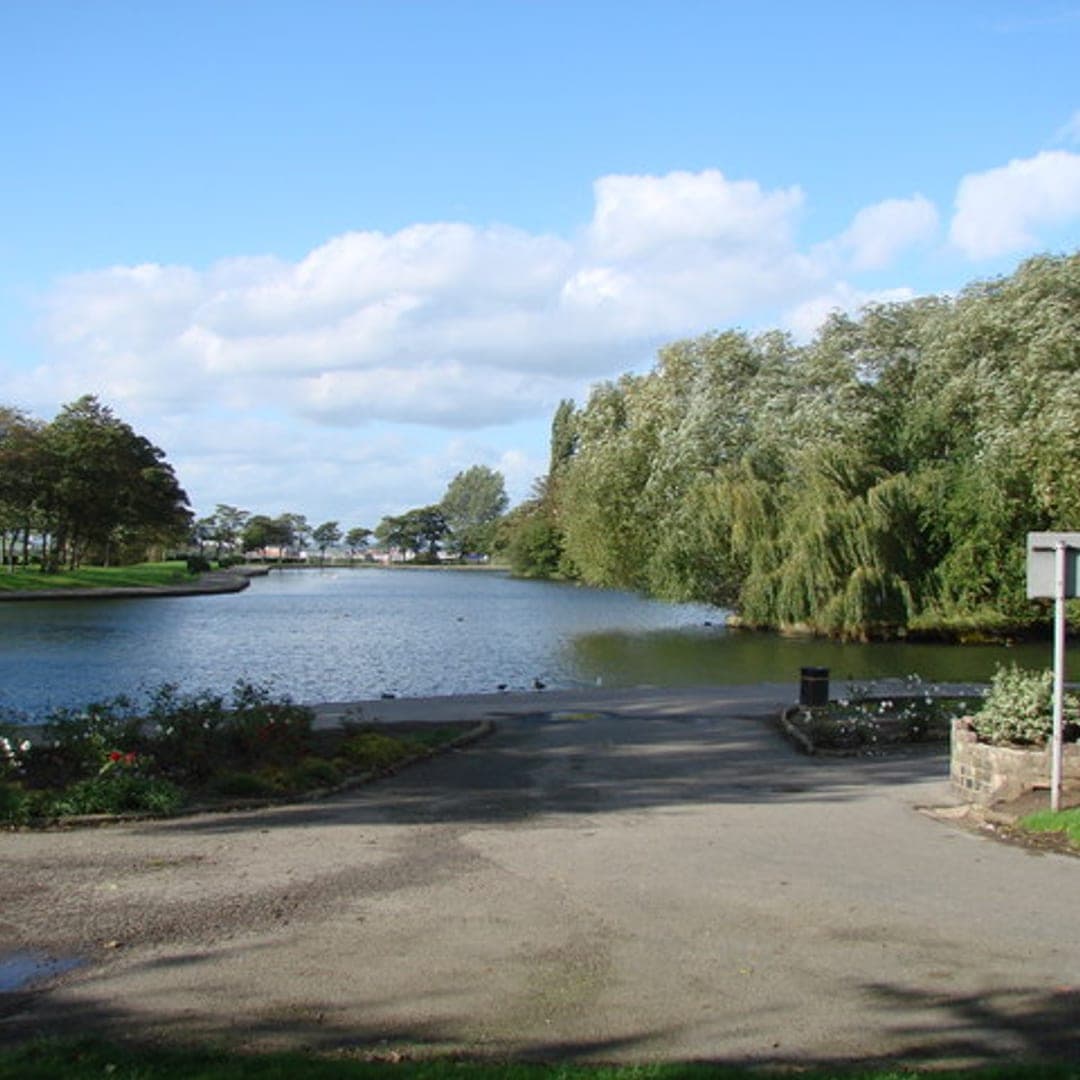Pontefract Park Boating Lake
